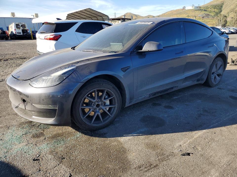 Продаж на аукціоні авто 2023 Tesla Model 3, vin: 5YJ3E1EAXPF411391, номер лоту: 45928636
