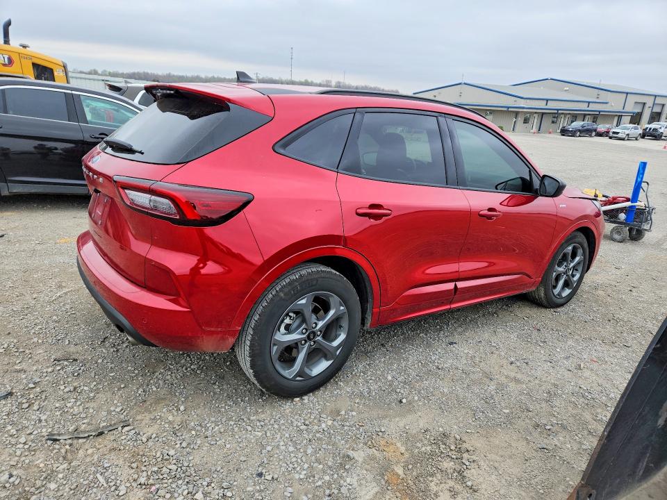 Продажа на аукционе авто 2023 Ford Escape, vin: 1FMCU0MN2PUB34837, номер лота: 47764206