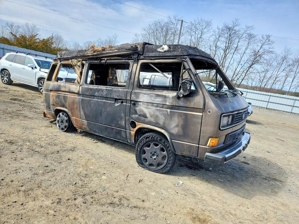 1986 Volkswagen Vanagon მანქანა იყიდება აუქციონზე, vin: WV2XB025XGH117132, აუქციონის ნომერი: 47432036
