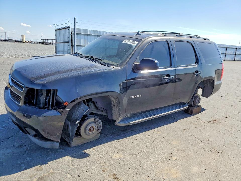2013 Chevrolet Tahoe მანქანა იყიდება აუქციონზე, vin: 1GNSKAE05DR164080, აუქციონის ნომერი: 41749056