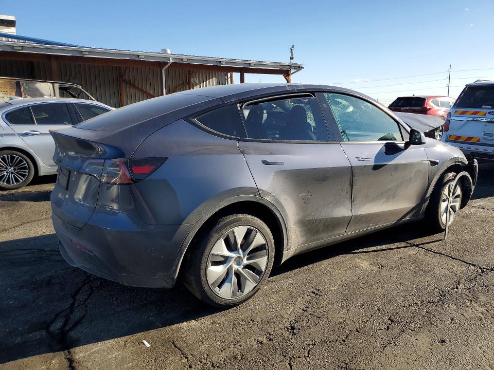 47653126 :رقم المزاد ، 7SAYGDEE3PF864985 vin ، 2023 Tesla Model Y مزاد بيع
