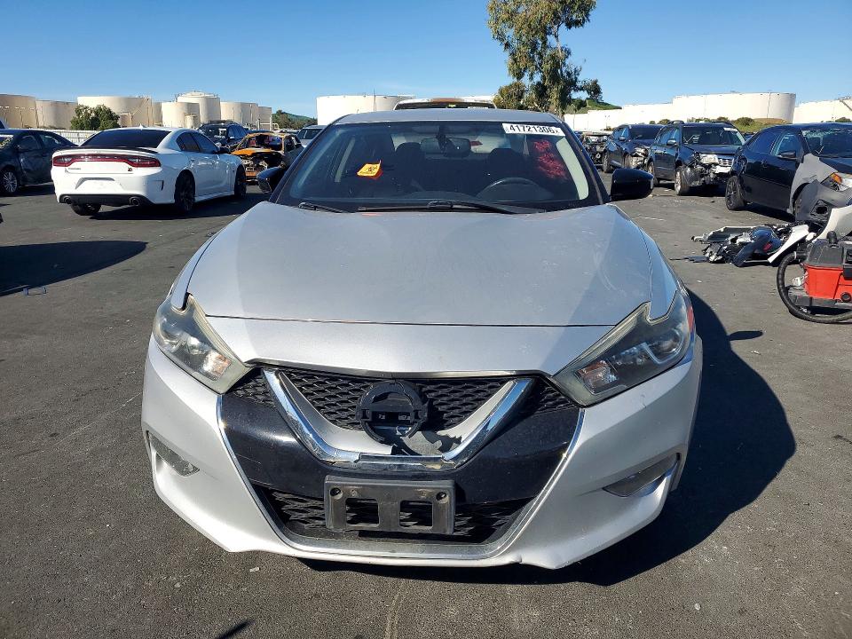 41721306 :رقم المزاد ، 1N4AA6AP1HC422052 vin ، 2017 Nissan Maxima مزاد بيع