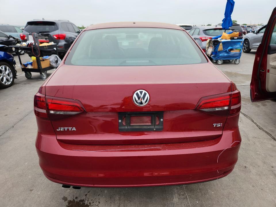 47506586 :رقم المزاد ، 3VW2B7AJ4JM233426 vin ، 2018 Volkswagen Jetta مزاد بيع