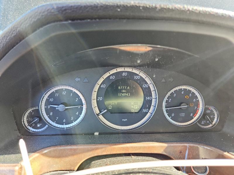2011 Mercedes-benz E მანქანა იყიდება აუქციონზე, vin: WDDHF8HB9BA467703, აუქციონის ნომერი: 45989216
