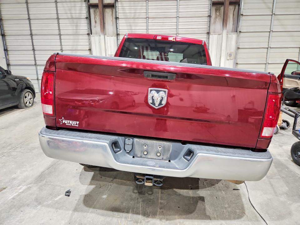 41717236 :رقم المزاد ، 1C6RR6FT4KS723866 vin ، 2019 Ram 1500 Classic مزاد بيع