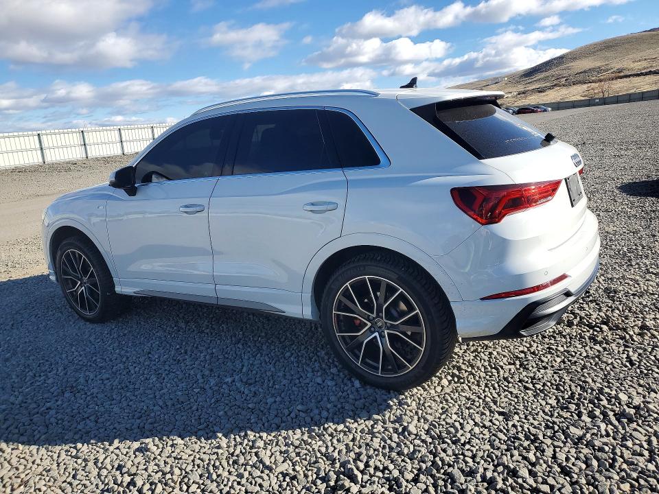 Продажа на аукционе авто 2020 Audi Q3, vin: WA1EECF33L1058428, номер лота: 41586436
