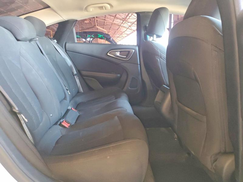 47379756 :رقم المزاد ، 1C3CCCFBXHN502886 vin ، 2017 Chrysler 200 مزاد بيع