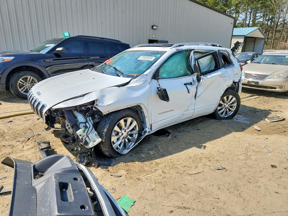 Auction sale of the 2017 Jeep Cherokee, vin: 1C4PJMJS9HW618879, lot number: 47635926
