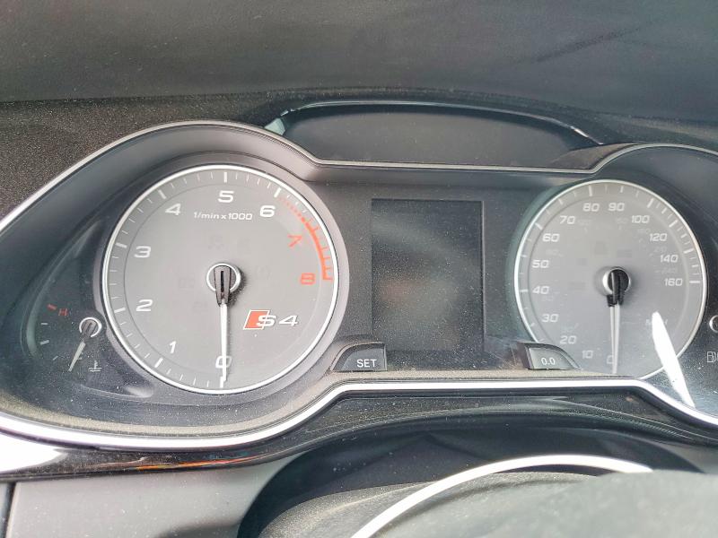 2014 Audi S4 მანქანა იყიდება აუქციონზე, vin: WAUDGAFL7EA026100, აუქციონის ნომერი: 41988016