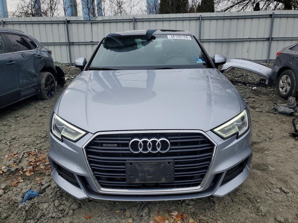 Продажа на аукционе авто 2018 Audi A3, vin: WAUJ8GFF0J1045207, номер лота: 46159126
