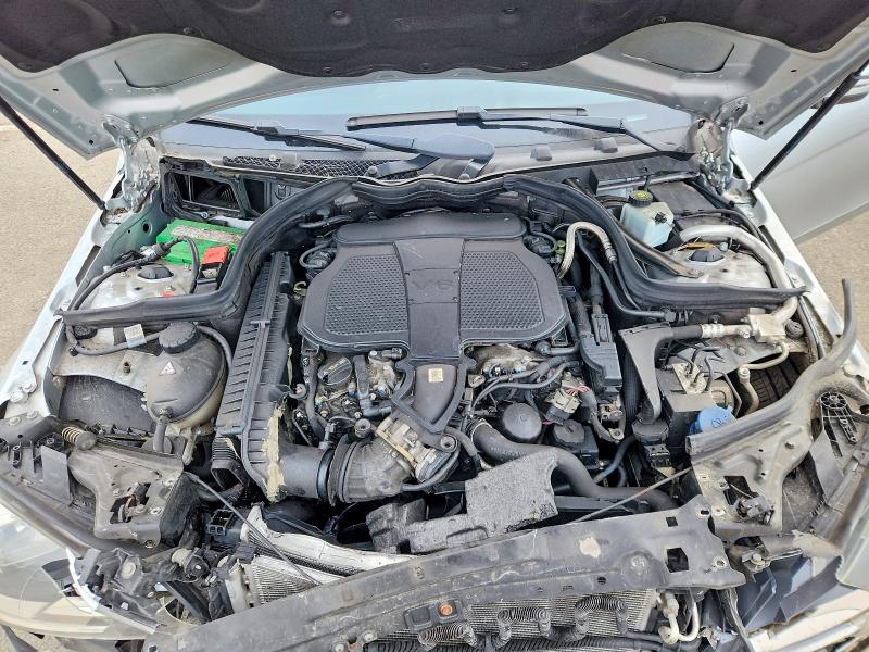 Продажа на аукционе авто 2013 Mercedes-benz C, vin: WDDGF8AB4DA884784, номер лота: 47821116