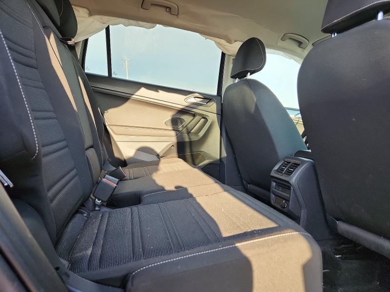 Продажа на аукционе авто 2022 Volkswagen Tiguan, vin: 3VV0B7AX1NM082826, номер лота: 47282346