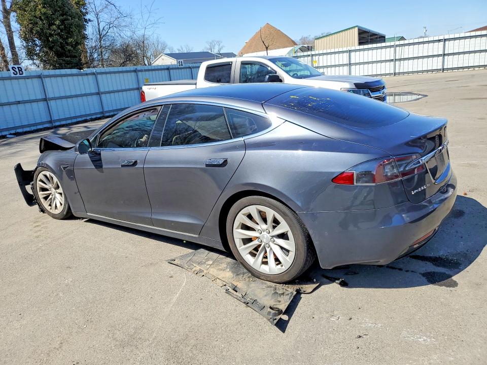 Продажа на аукционе авто 2017 Tesla Model S, vin: 5YJSA1E28HF193131, номер лота: 46404526