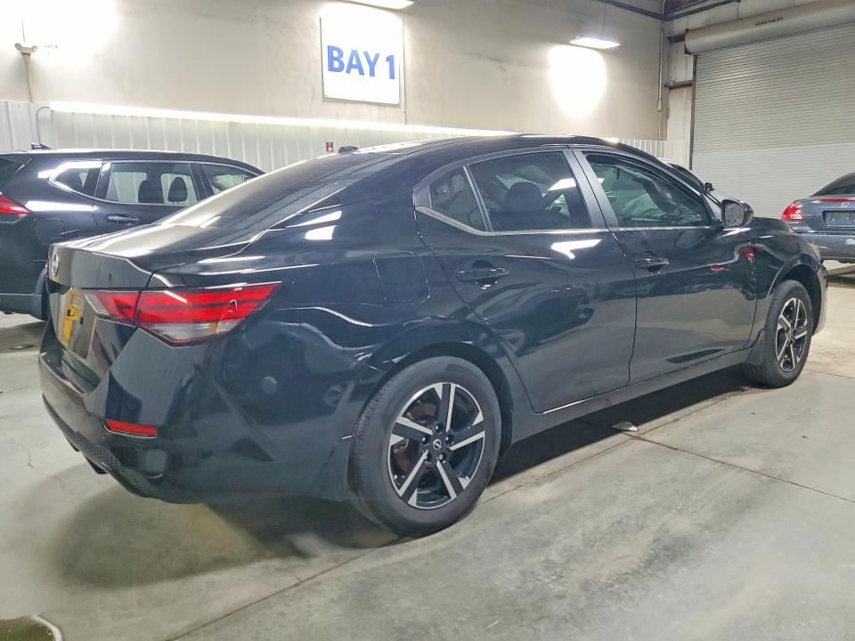 2025 Nissan Sentra მანქანა იყიდება აუქციონზე, vin: 3N1AB8CVXSY381579, აუქციონის ნომერი: 46181636