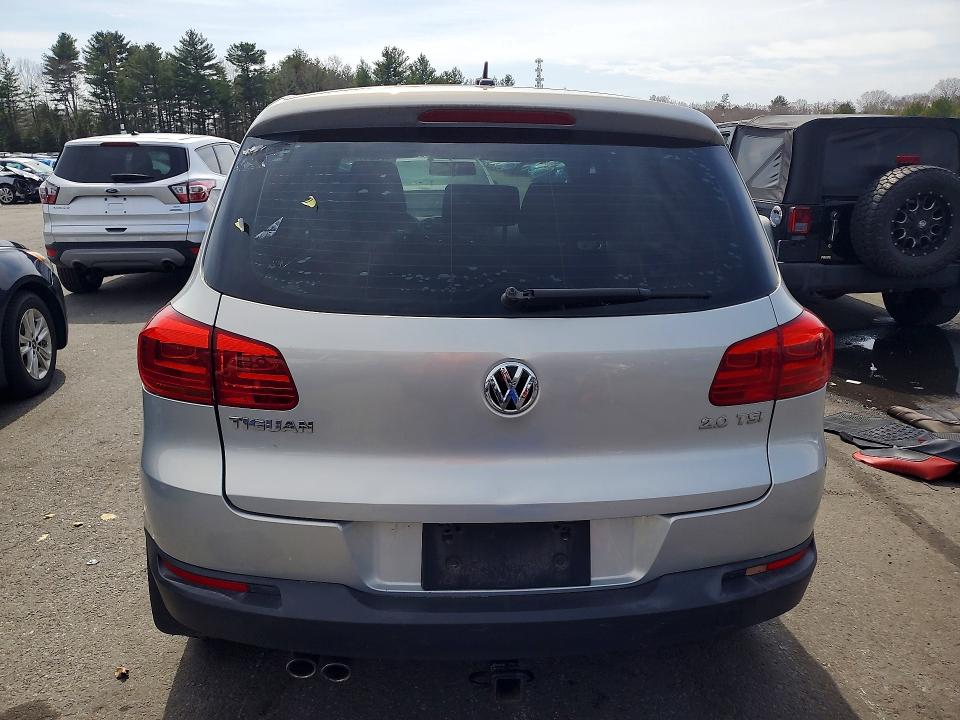 47621786 :رقم المزاد ، WVGAV7AX0CW543260 vin ، 2012 Volkswagen Tiguan مزاد بيع