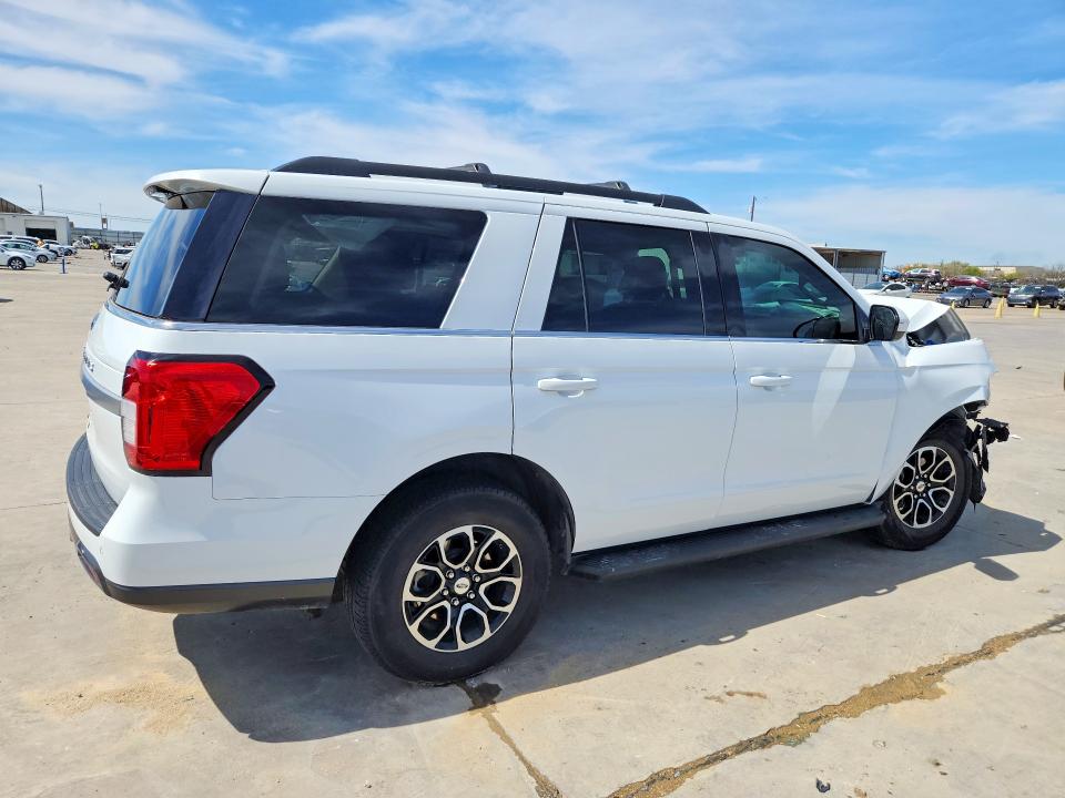2024 Ford Expedition მანქანა იყიდება აუქციონზე, vin: 1FMJU1H82REB00413, აუქციონის ნომერი: 46583786