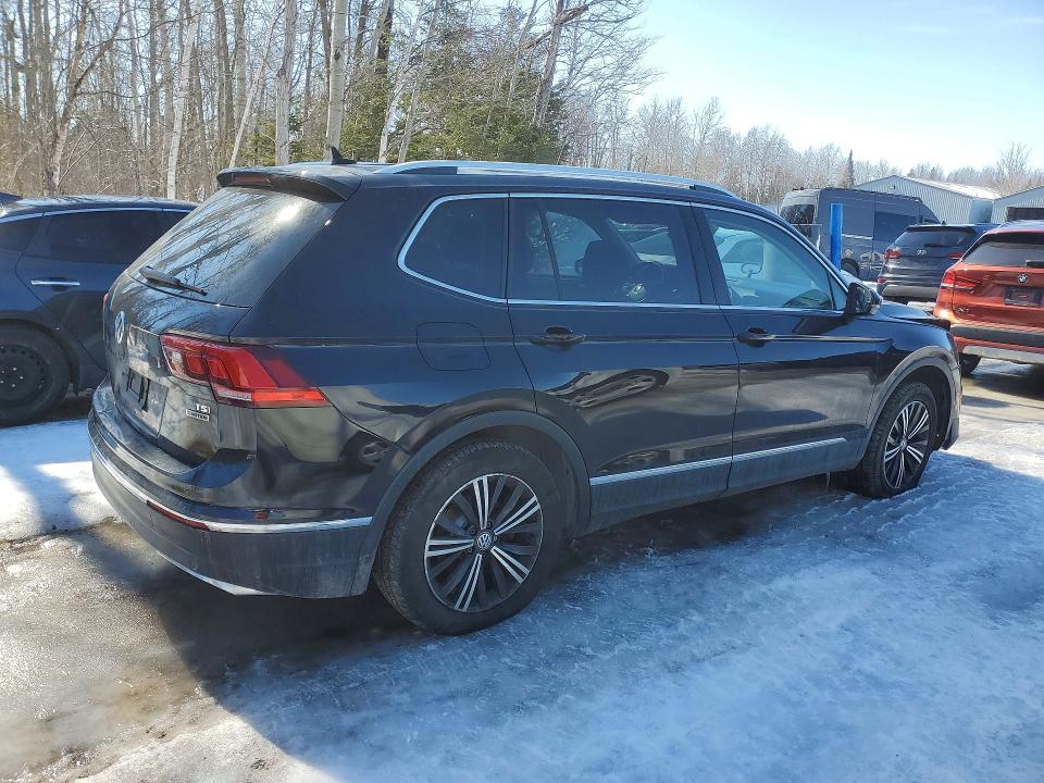 79792885 :رقم المزاد ، 3VV4B7AX1JM067626 vin ، 2018 Volkswagen Tiguan مزاد بيع