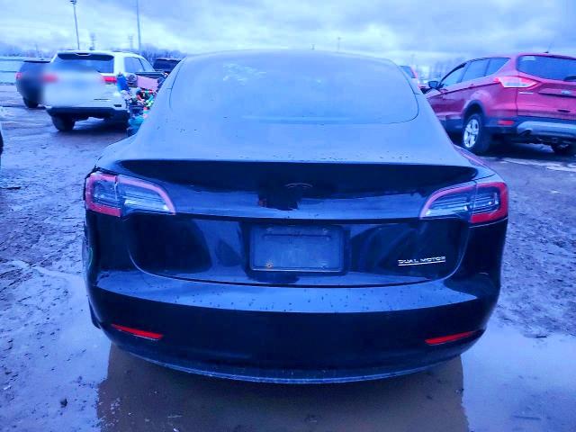 46042266 :رقم المزاد ، 5YJ3E1EB6KF418064 vin ، 2019 Tesla Model 3 مزاد بيع