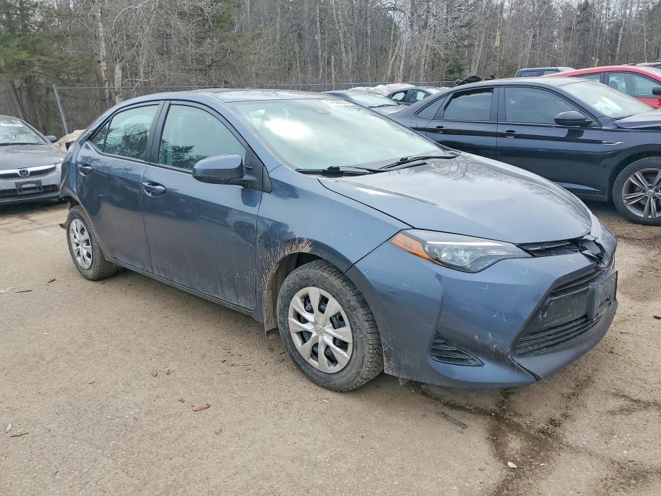 47699066 :رقم المزاد ، 2T1BURHE8JC103174 vin ، 2018 Toyota Corolla مزاد بيع