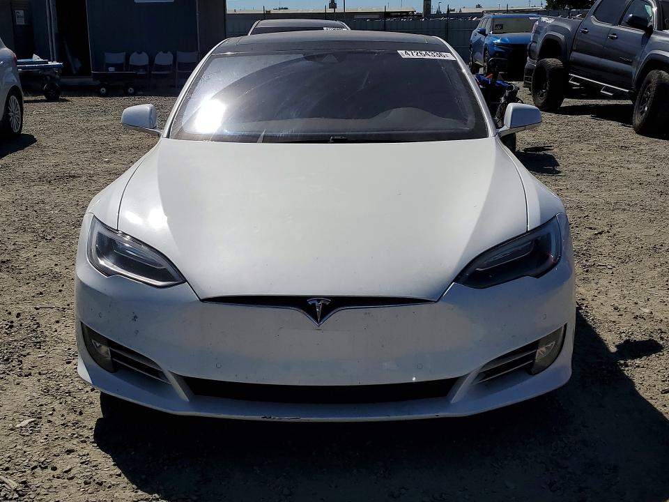 47264336 :رقم المزاد ، 5YJSA1E24GF158505 vin ، 2016 Tesla Model S مزاد بيع