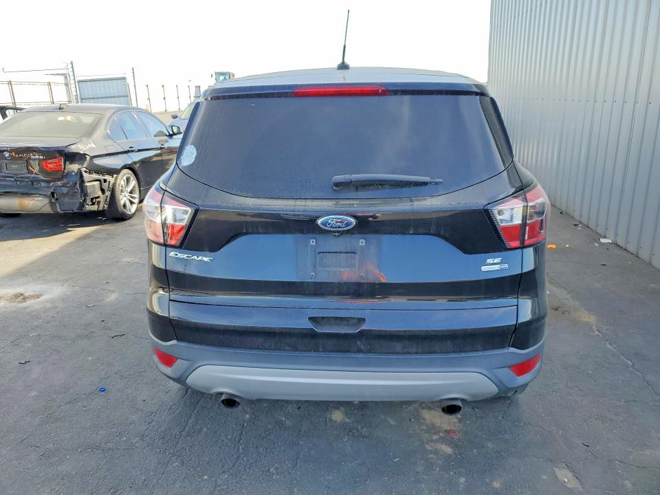 Продажа на аукционе авто 2017 Ford Escape, vin: 1FMCU9GD3HUD30357, номер лота: 47473856