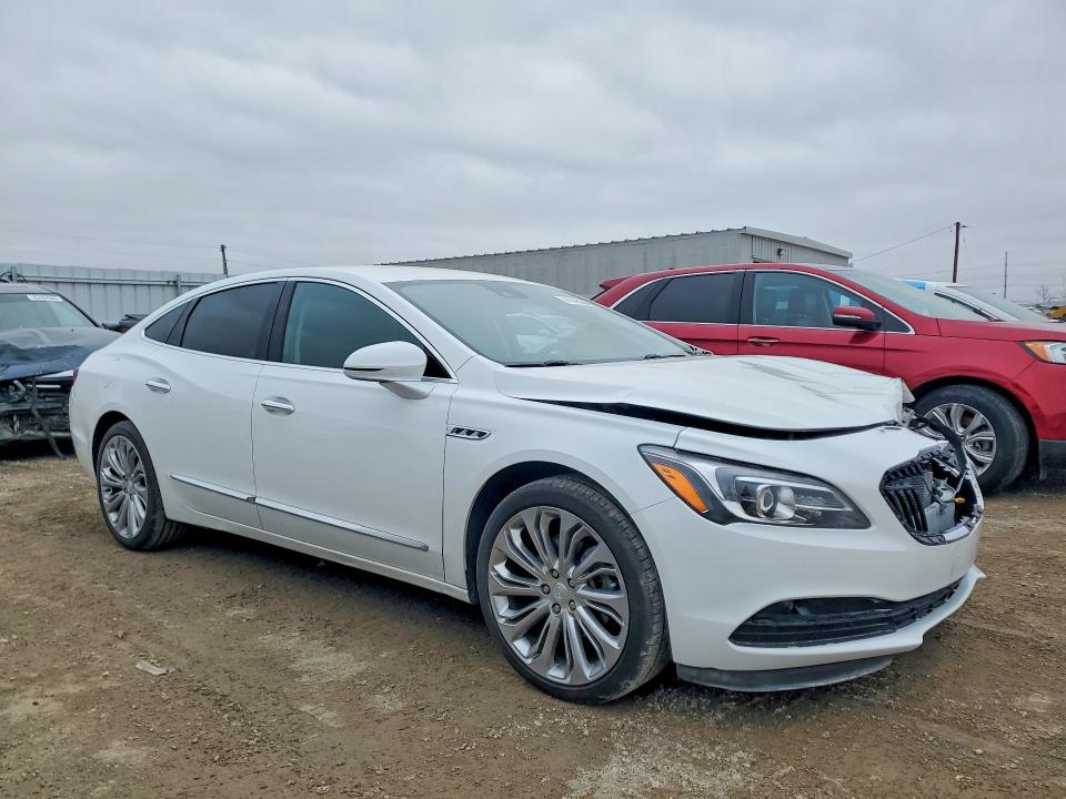 41595046 :رقم المزاد ، 1G4ZR5SS6HU169092 vin ، 2017 Buick Lacrosse مزاد بيع