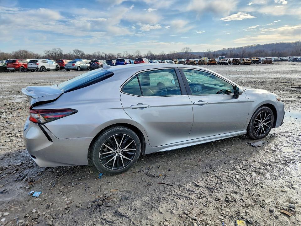 Продажа на аукционе авто 2023 Toyota Camry, vin: 4T1G11AK2PU760799, номер лота: 41720376