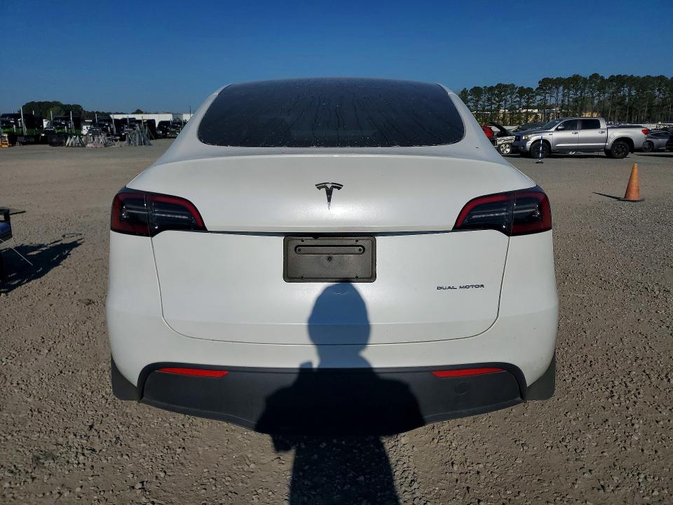 Продажа на аукционе авто 2023 Tesla Model Y, vin: 7SAYGDEE4PA139375, номер лота: 46740616