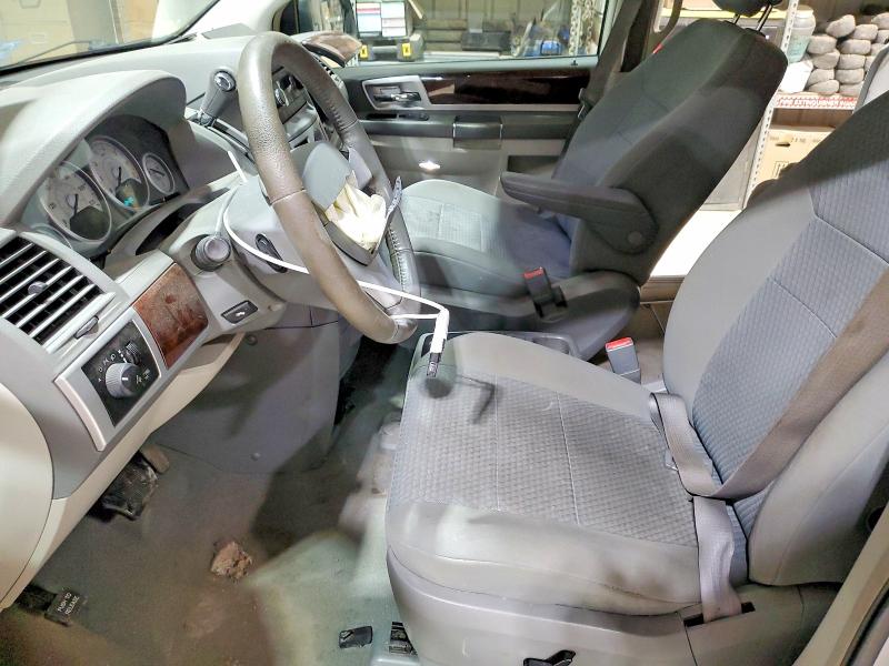 Продажа на аукционе авто 2010 Chrysler Town & Country, vin: 2A4RR5D1XAR492549, номер лота: 45880626