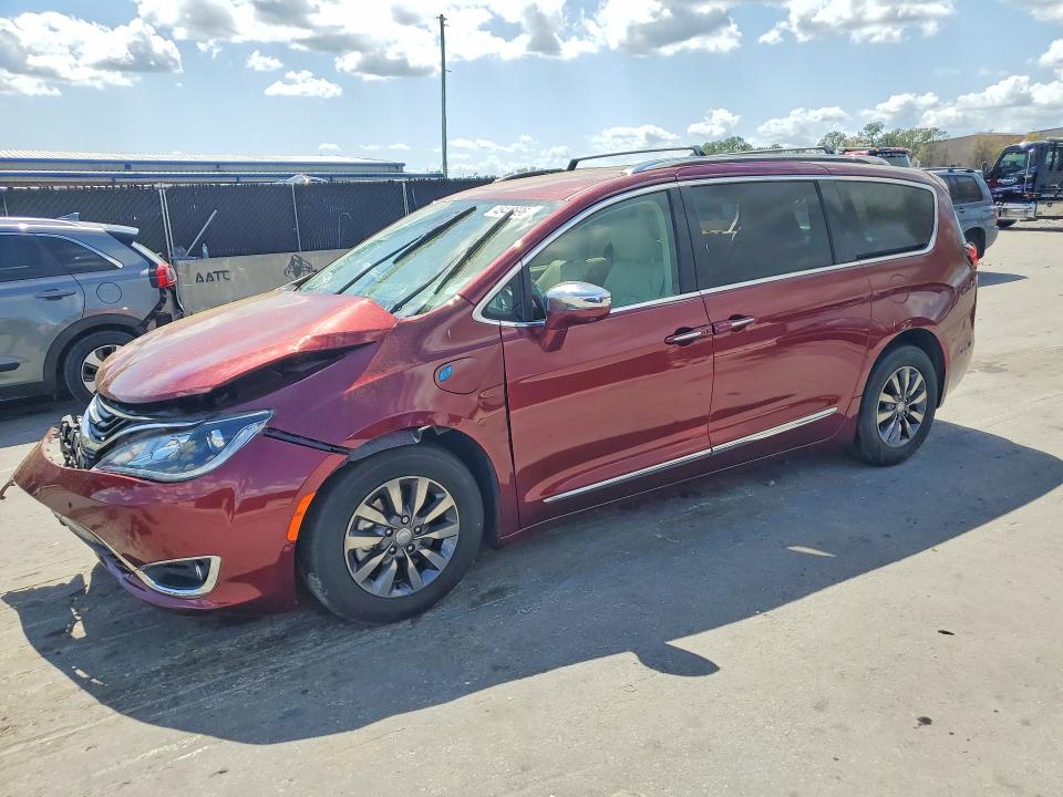 Продажа на аукционе авто 2019 Chrysler Pacifica, vin: 2C4RC1N72KR675688, номер лота: 45448696