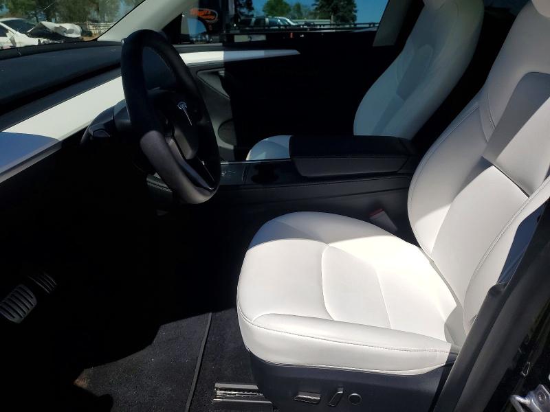 2025 Tesla Model Y მანქანა იყიდება აუქციონზე, vin: 7SAYGDEF6SA378086, აუქციონის ნომერი: 45628656