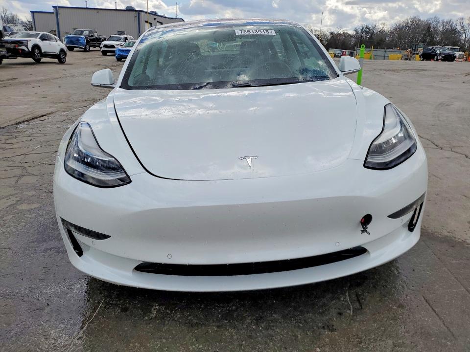 Продажа на аукционе авто 2018 Tesla Model 3, vin: 5YJ3E1EA1JF153219, номер лота: 78513915