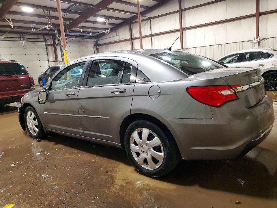 Продажа на аукционе авто 2012 Chrysler 200, vin: 1C3CCBAB0CN208519, номер лота: 79312415