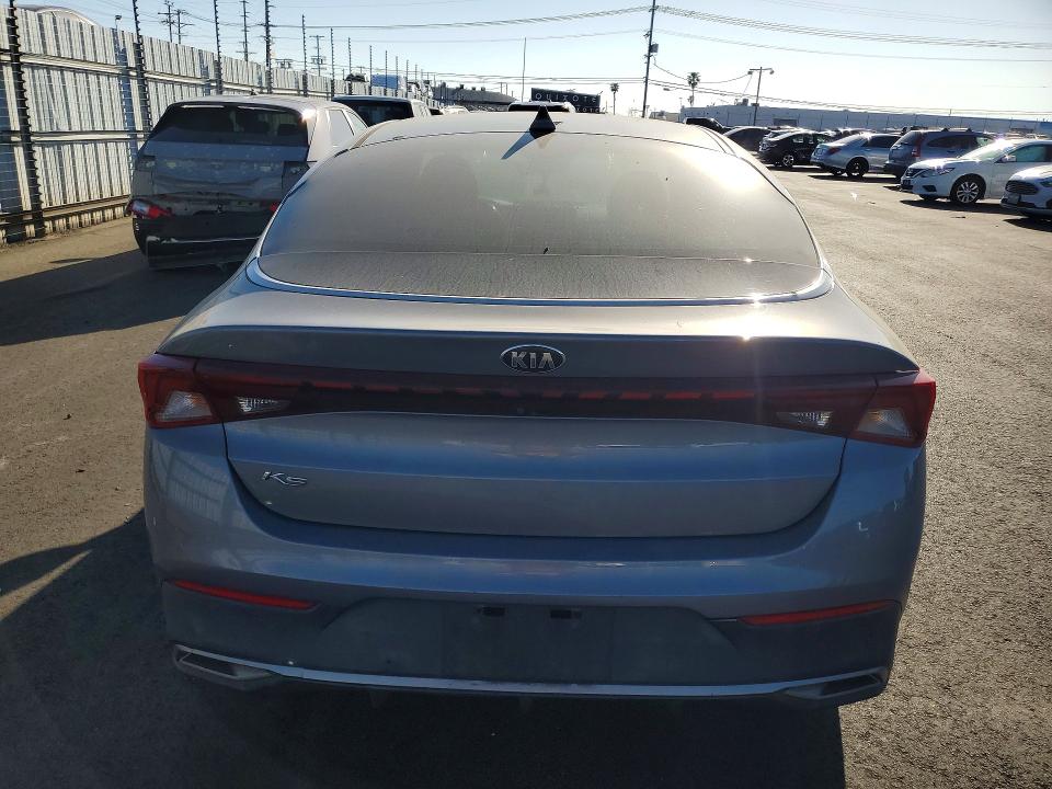 45518176 :رقم المزاد ، 5XXG24J22MG001056 vin ، 2021 Kia K5 مزاد بيع