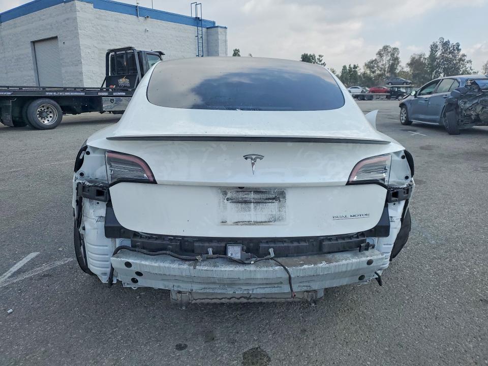 Продажа на аукционе авто 2022 Tesla Model 3, vin: 5YJ3E1EC1NF268863, номер лота: 79829655