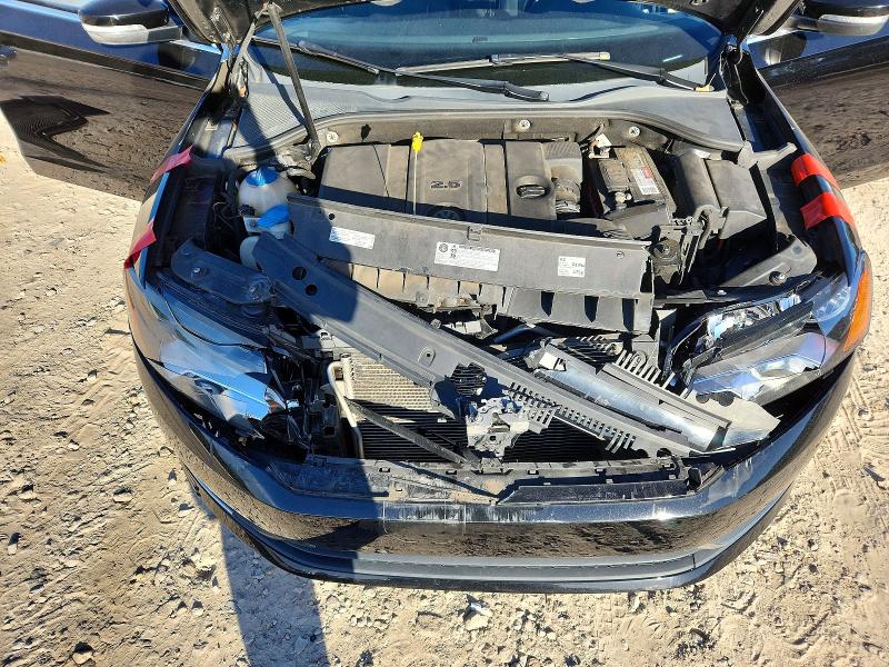 41704566 :رقم المزاد ، 1VWBH7A31EC015676 vin ، 2014 Volkswagen Passat مزاد بيع