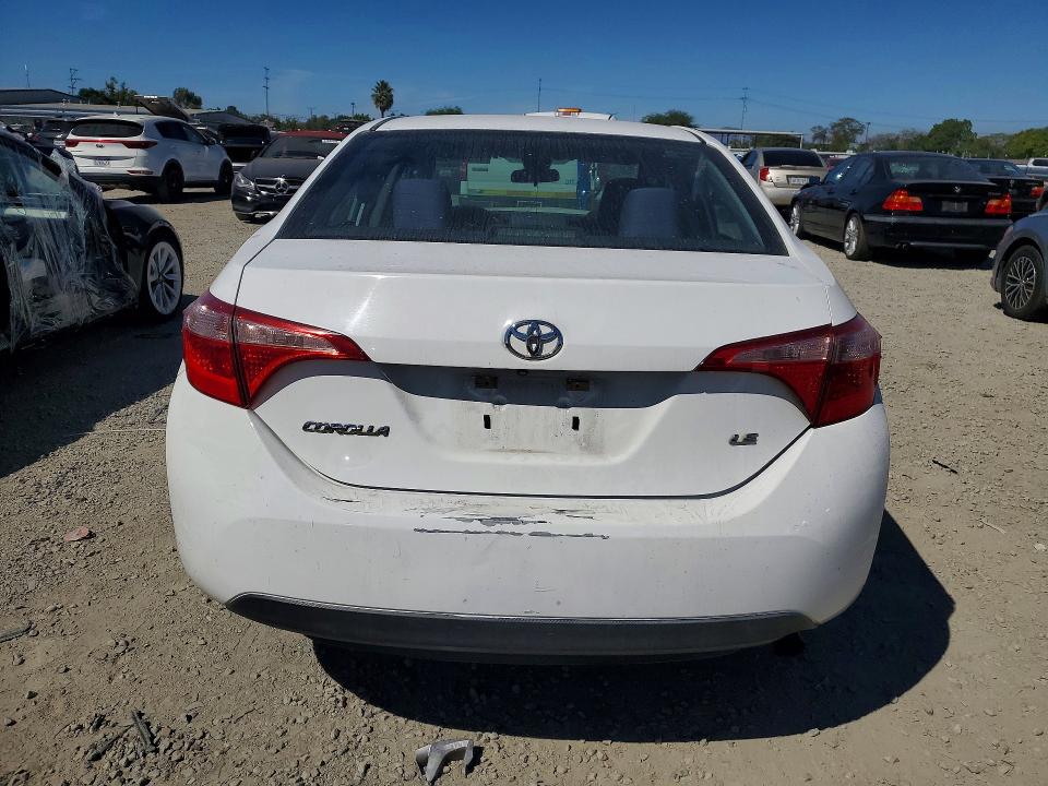 Aukcja sprzedaży 2018 Toyota Corolla, vin: 5YFBURHE8JP758449, numer aukcji: 47594466