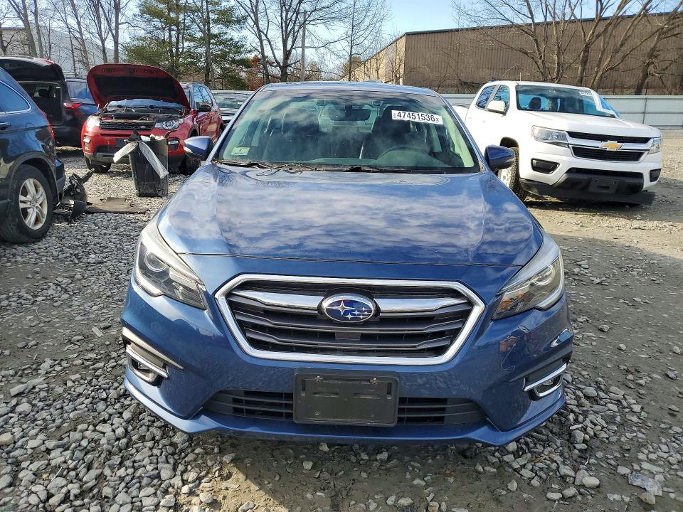 47451536 :رقم المزاد ، 4S3BNAN64K3029032 vin ، 2019 Subaru Legacy مزاد بيع