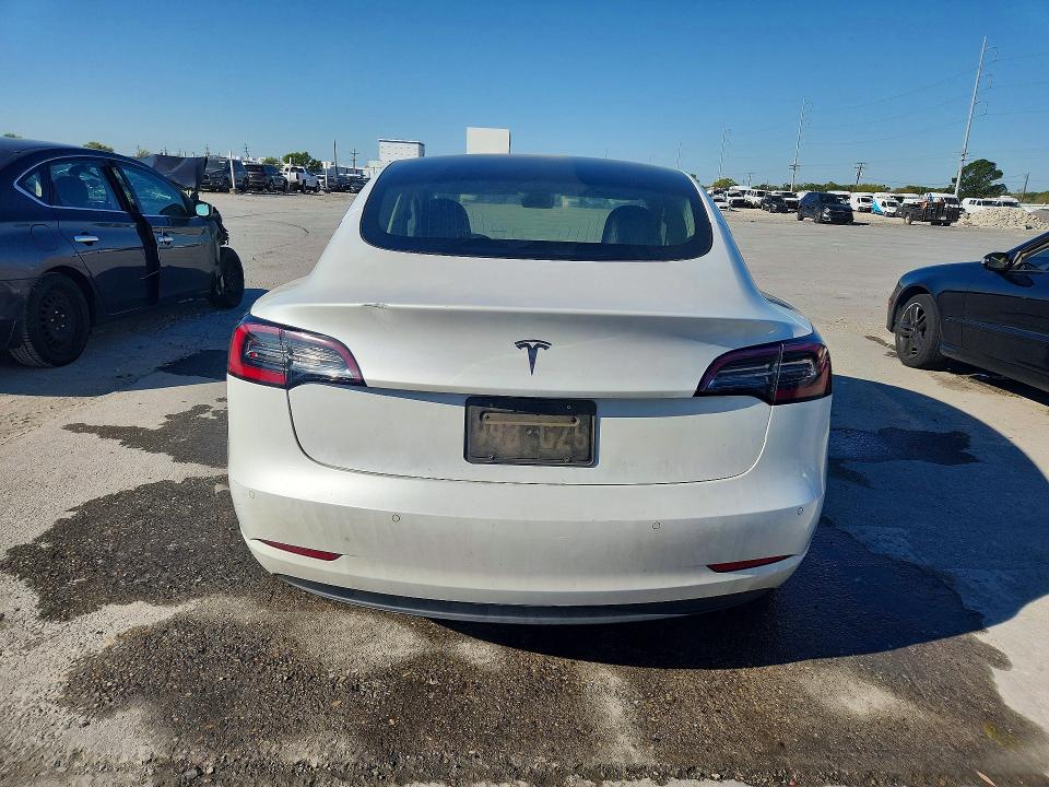 46487906 :رقم المزاد ، 5YJ3E1EA4LF660229 vin ، 2020 Tesla Model 3 مزاد بيع
