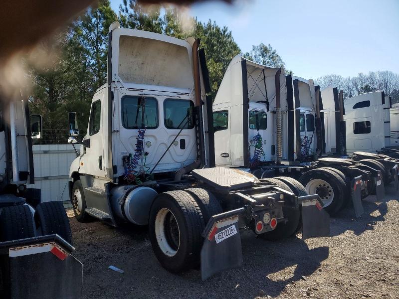 2016 Freightliner Cascadia 125 მანქანა იყიდება აუქციონზე, vin: 1FUBGEDV8GLHC5658, აუქციონის ნომერი: 46212226