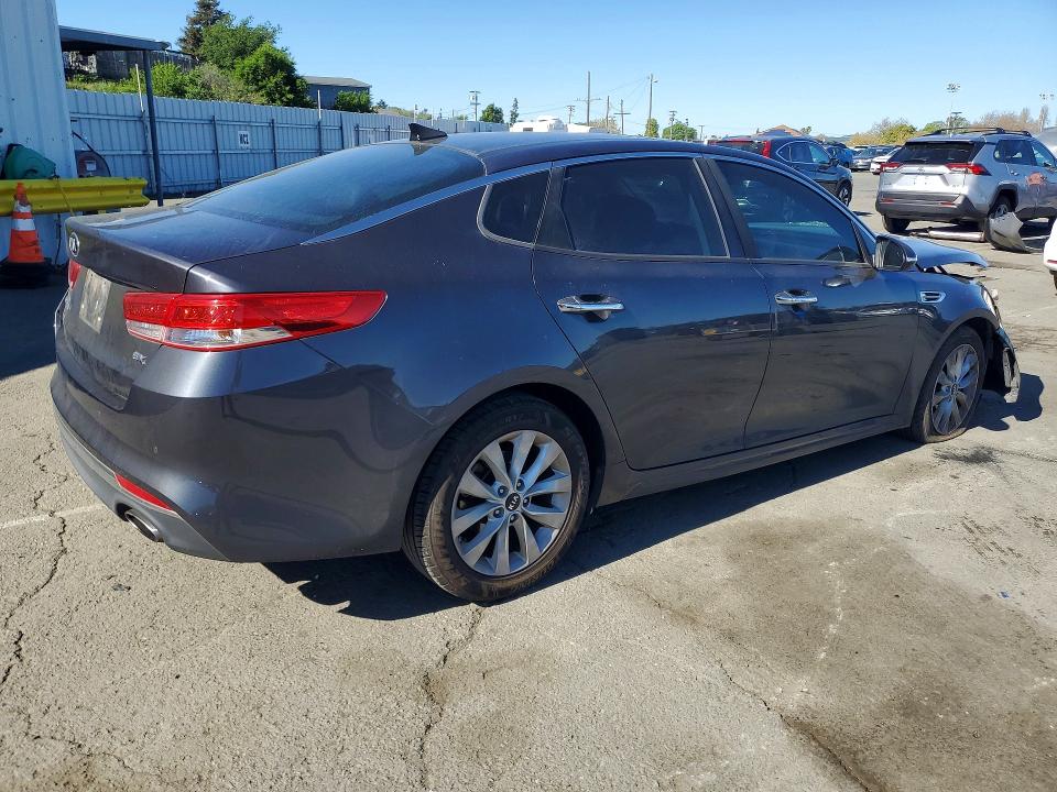 45880696 :رقم المزاد ، 5XXGU4L38JG218848 vin ، 2018 Kia Optima مزاد بيع