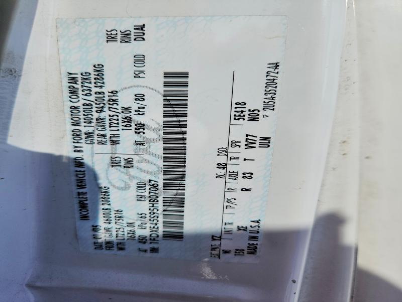41708096 :رقم المزاد ، 1FDXE45S95HB07067 vin ، 2005 Four Winns E450 مزاد بيع