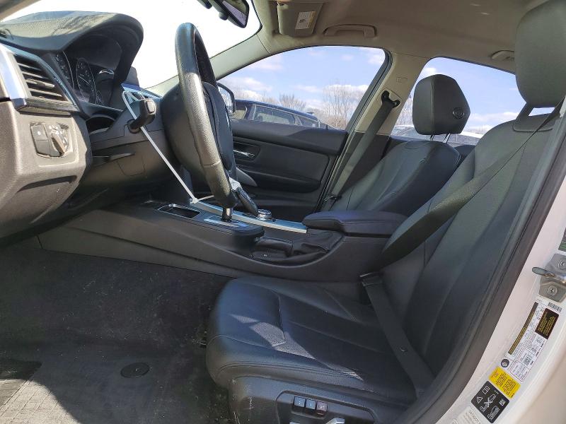 Продаж на аукціоні авто 2016 Bmw 320, vin: WBA8A3C57GK689622, номер лоту: 46070706