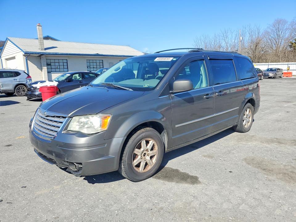 2010 Chrysler Town & Country მანქანა იყიდება აუქციონზე, vin: 2A4RR5D11AR270918, აუქციონის ნომერი: 45666656