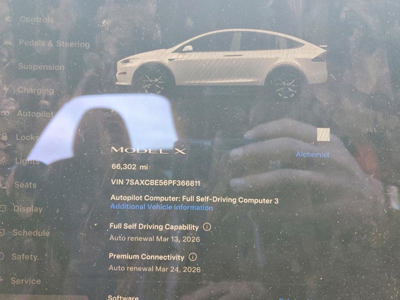 79741415 :رقم المزاد ، 7SAXCBE56PF366811 vin ، 2023 Tesla Model X مزاد بيع