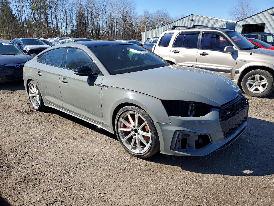79175145 :رقم المزاد ، WAUFACF58NA015839 vin ، 2022 Audi A5 مزاد بيع