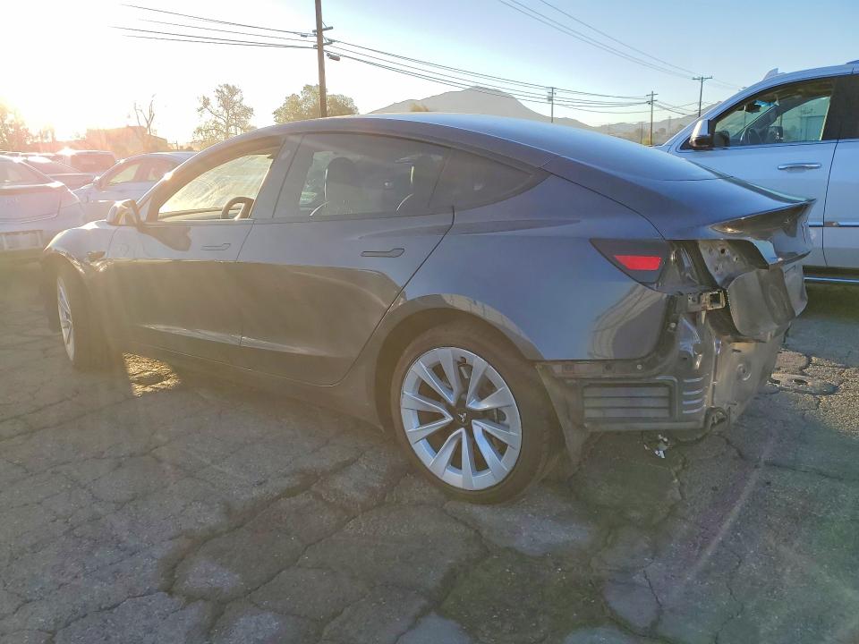 Продаж на аукціоні авто 2022 Tesla Model 3, vin: 5YJ3E1EB0NF131808, номер лоту: 45790566