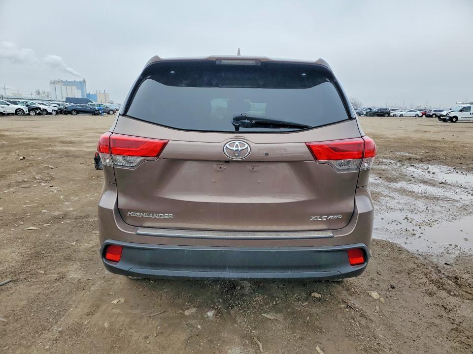Aukcja sprzedaży 2019 Toyota Highlander, vin: 5TDJZRFH6KS973881, numer aukcji: 41988136