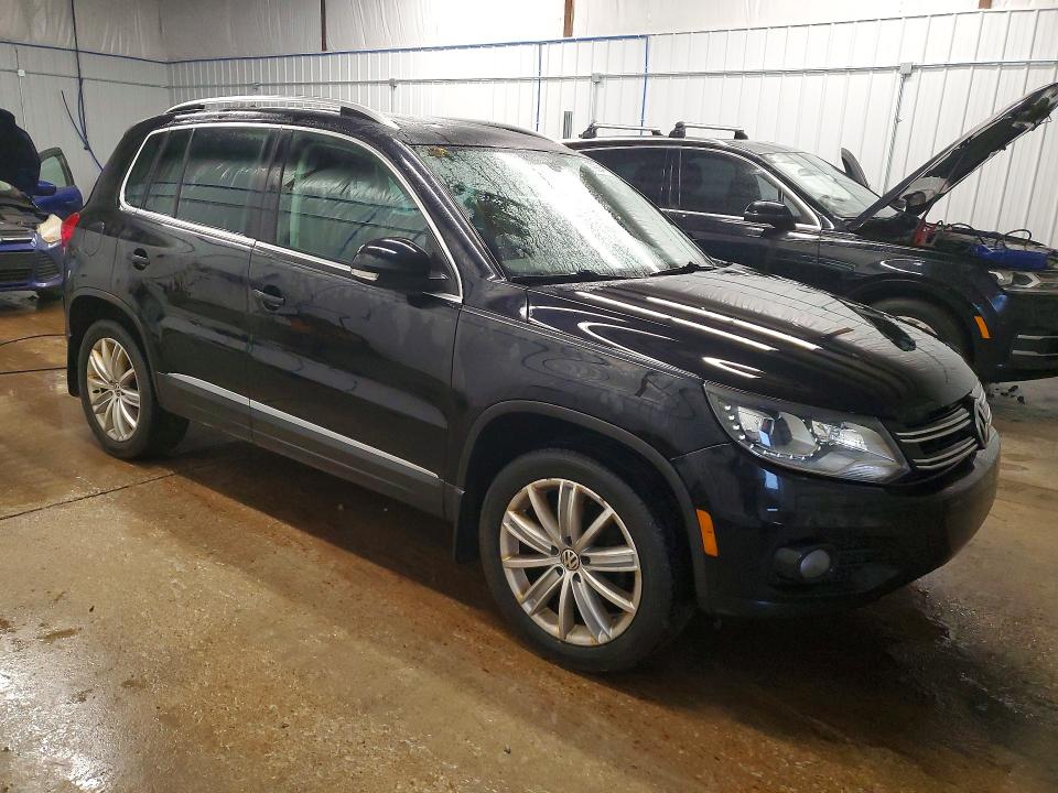 79904705 :رقم المزاد ، WVGBV7AX5GW066044 vin ، 2016 Volkswagen Tiguan مزاد بيع