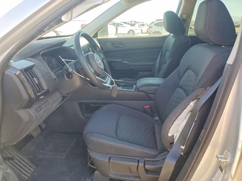 45954876 :رقم المزاد ، 5N1DR3AA8PC275832 vin ، 2023 Nissan Pathfinder مزاد بيع